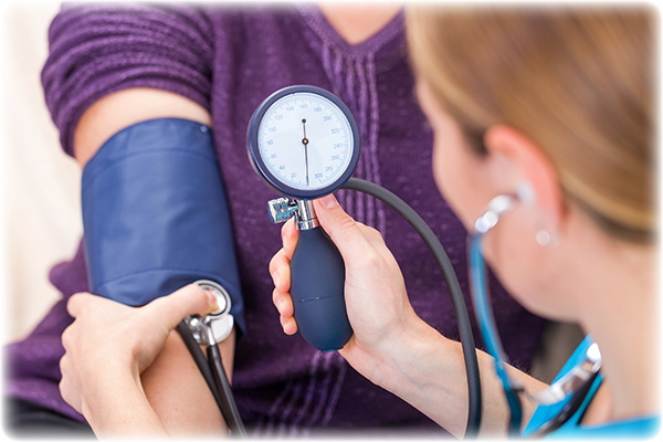 blood-pressure-measurement-25616703
