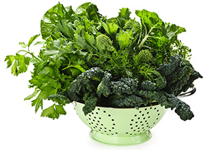 dark-green-leafy-vegetables-in-colander-2778917.jpg