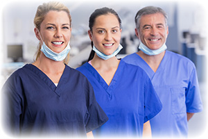 portrait-of-smiling-co-workers-standing-24463880